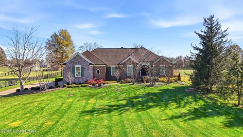 7403 Broad Run Rd, Louisville, KY, 40291-3709 | Card Image