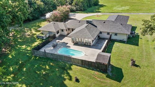 811 Old Highway 68, Sweetwater, TN, 37874-6241 | Card Image