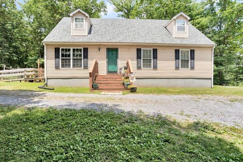 1059 Stonewall Rd, Blue Ridge, VA, 24064-3182 | Card Image