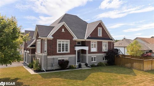 105 White Sands Way, Wasaga Beach, ON, L9Z0E2 | Card Image