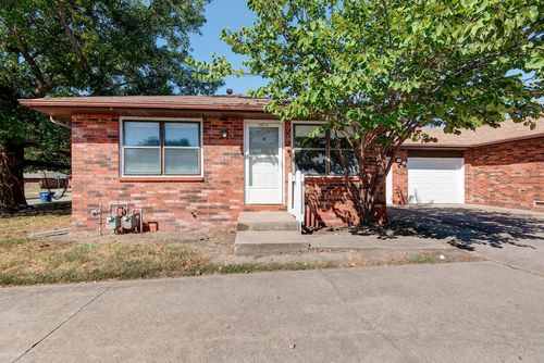 a-and-b-2751 E Mcdaniel Street, Springfield, MO, 65802 | Card Image