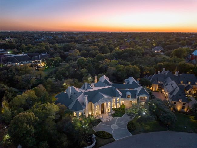 10617 Bridge Hollow Ct, House other with 6 bedrooms, 10 bathrooms and null parking in Dallas TX | Image 39