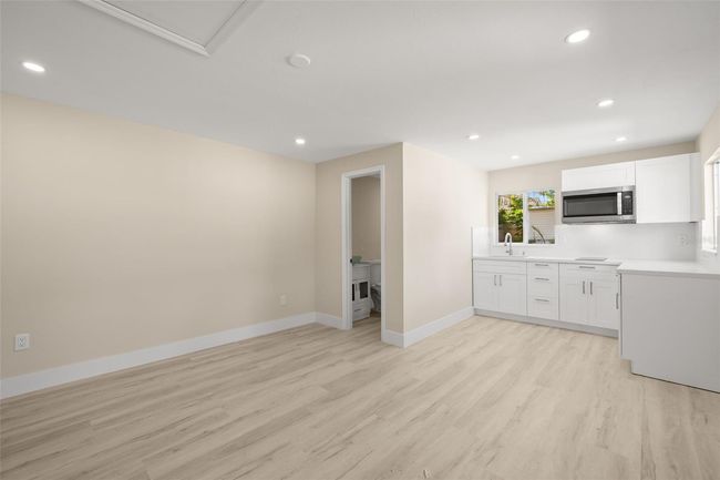 In-Law Suite bedroom/living room | Image 22