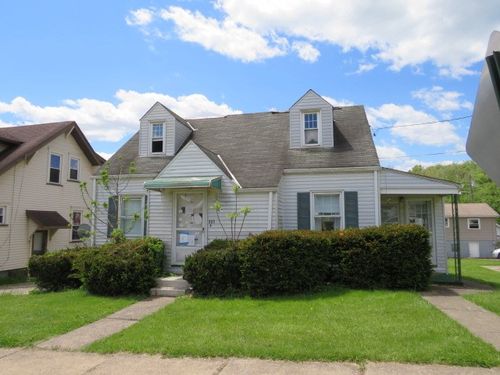 225 N Main St, Houston, PA, 15342-1515 | Card Image