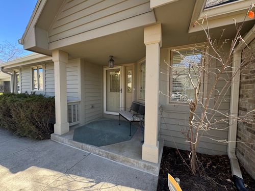 N21W24305 Cumberland Dr, Pewaukee, WI, 53072-5824 | Card Image