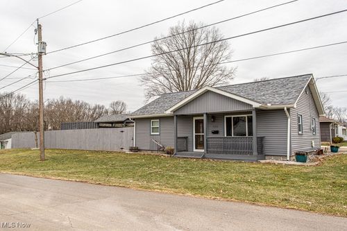 208 Mcdonald, Niles, OH, 44446 | Card Image