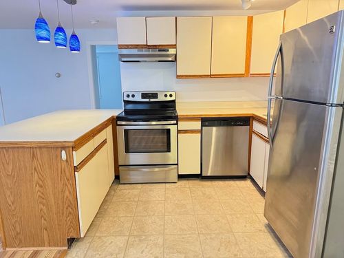 1-84 Warren St, Concord, NH, 03301-3806 | Card Image