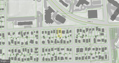 714 18th St S, ARLINGTON, VA, 22202-2702 | Card Image