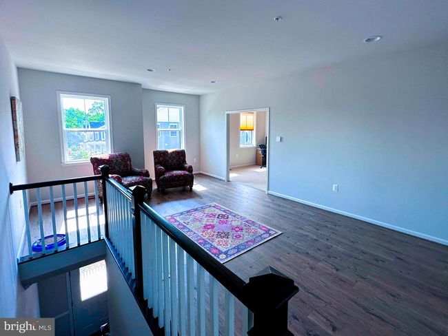 18989 Coral Reef Sq, Townhouse with 3 bedrooms, 3 bathrooms and null parking in Lansdowne VA | Image 19