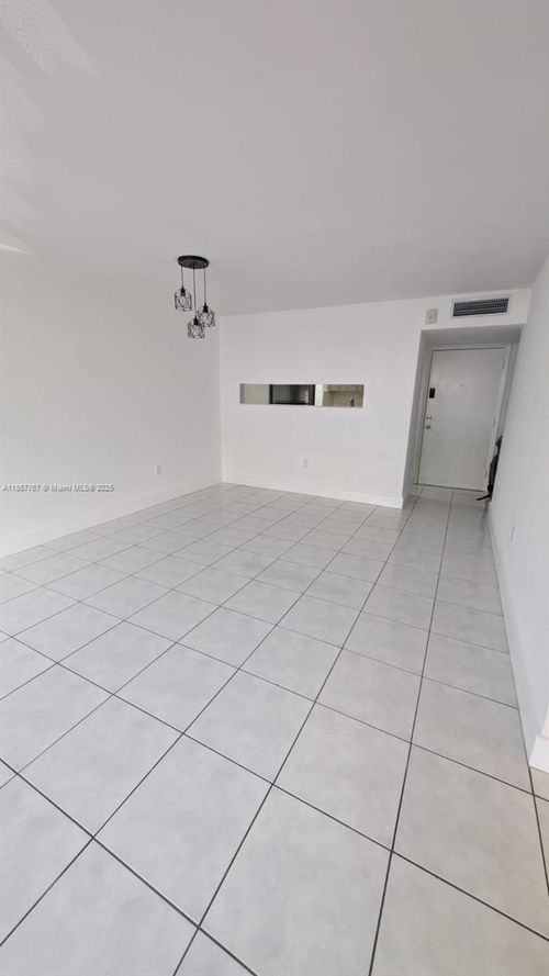 apt-a102-10400 Sw 108th Ave, Miami, FL, 33176-8622 | Card Image