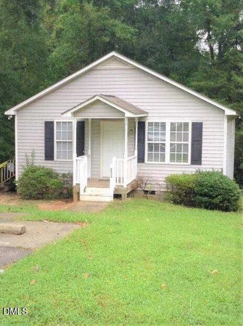 200 N Franklin St, Wake Forest, NC, 27587-2624 | Card Image