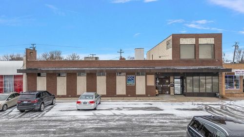 20927 Kelly Rd, Eastpointe, MI, 48021-3128 | Card Image
