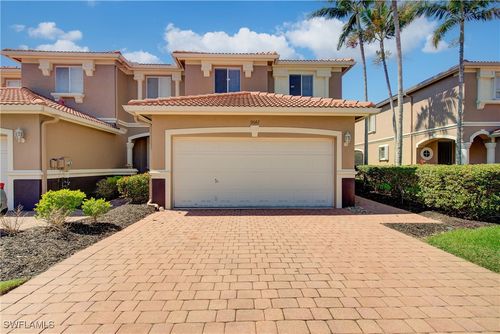 9642 Roundstone Cir, FORT MYERS, FL, 33967-5155 | Card Image