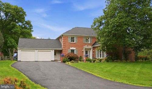 8100 Buckspark Ln E, POTOMAC, MD, 20854-4267 | Card Image