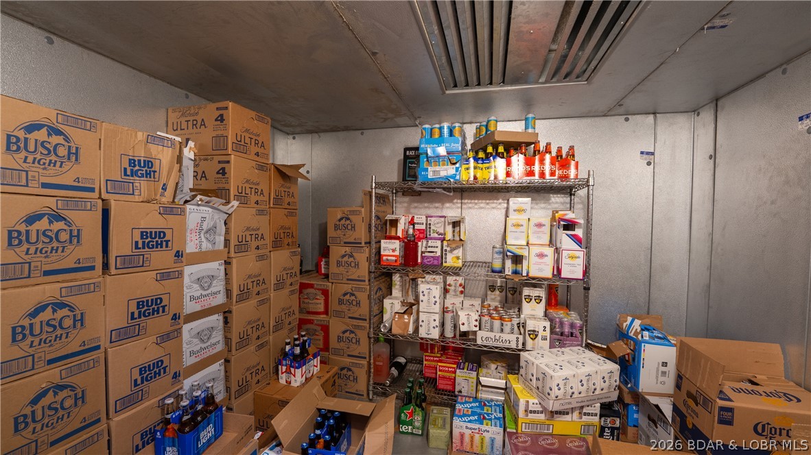 Commercial Sale in Roach 3