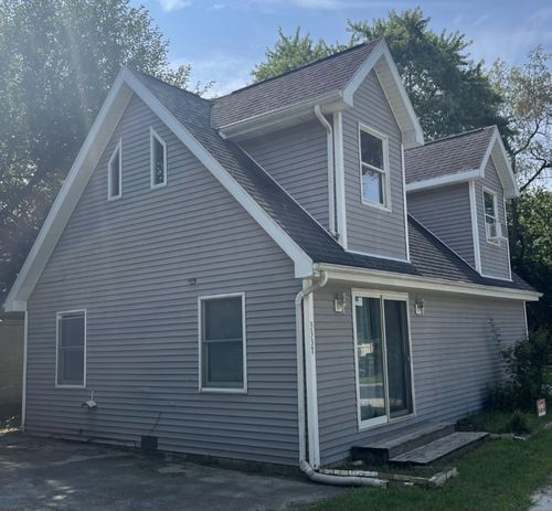 3337 N Apple Ave, Momence, IL, 60954-3168 | Card Image