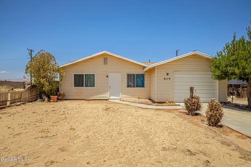 8119 Walpole Ave, California City, CA, 93505-1915 | Card Image