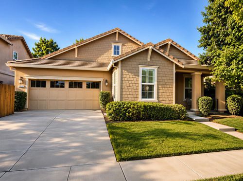 2212 Ragen St, Woodland, CA, 95776-5378 | Card Image