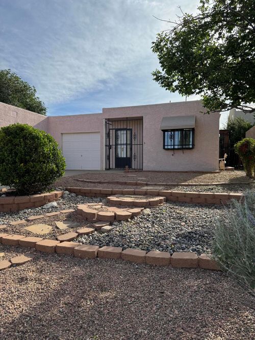 5516 Delhi St Ne, Albuquerque, NM, 87111-6313 | Card Image