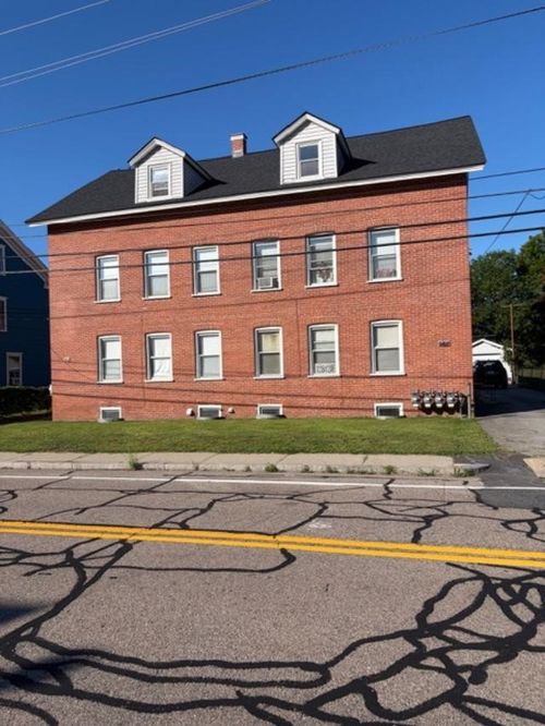 96 Main Street, Lincoln, RI, 02865 | Card Image