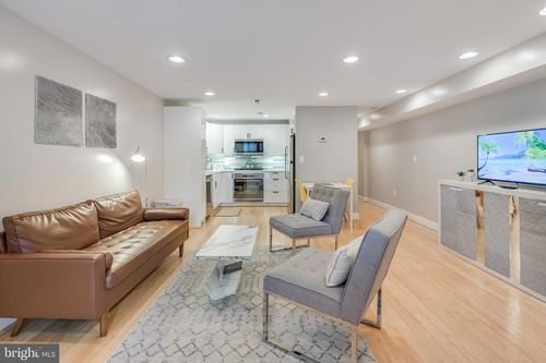 a-26 T St Ne, WASHINGTON, DC, 20002-1568 | Card Image
