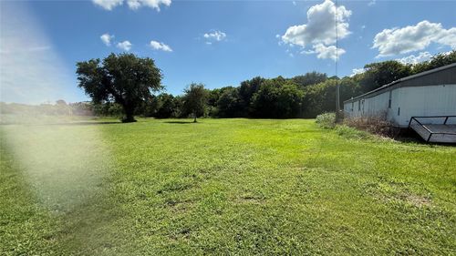 000 5 Weeks Ave, High Island, TX, 77623 | Card Image