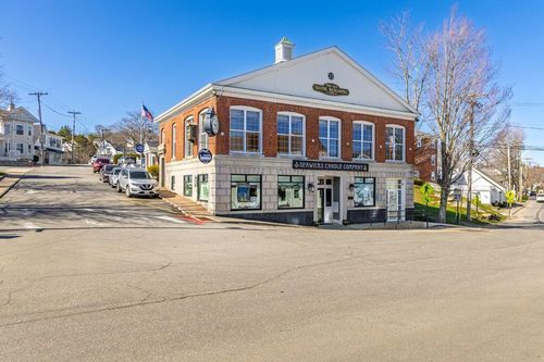 4 Townsend Ave, Boothbay Harbor, ME, 04538-1832 | Card Image