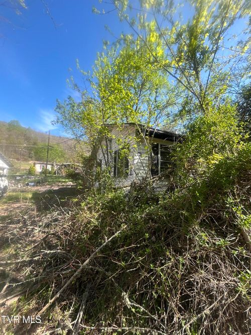 807 Cleghorn Valley Road, Marion, VA, 24354 | Card Image
