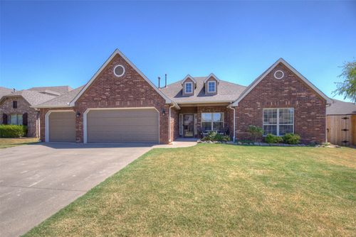 7007 N 120th East Ave, Owasso, OK, 74055-7271 | Card Image