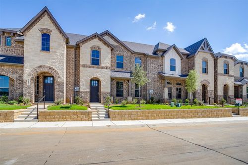 6914 Houndstooth Pl, Arlington, TX, 76001-4302 | Card Image
