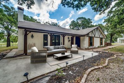 Front patio for relaxing | Image 3