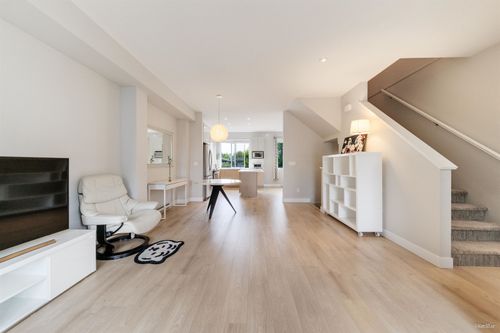 117-9671 Alberta Rd, Richmond, BC, V6Y1T7 | Card Image