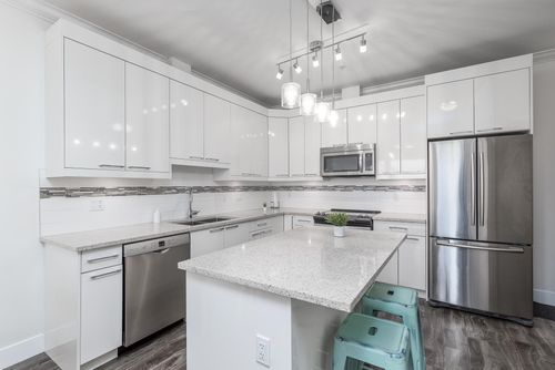 {{alt}} | Card Image