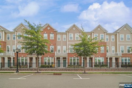 120 Wesmont Dr, Wood Ridge, NJ, 07075-2150 | Card Image