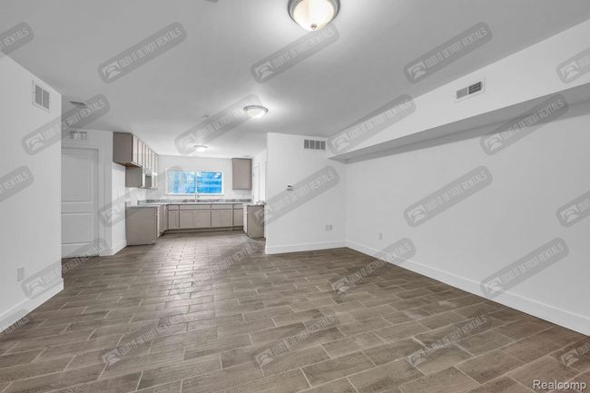 4504 unit # 5 Oakwood Boulevard, Condo with 2 bedrooms, 1 bathrooms and null parking in Melvindale MI | Image 13