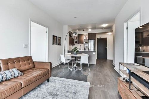808-200 Sackville St, Toronto, ON, M5A0C4 | Card Image