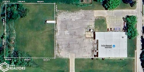 1700 Bent St, Bedford, IA, 50833-1063 | Card Image