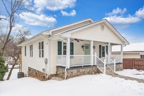 4711 Surrey Ave Nw, Roanoke, VA, 24017-2437 | Card Image