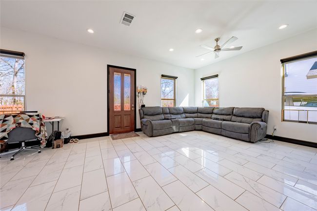 6142 Inca Dr, House other with 3 bedrooms, 2 bathrooms and null parking in Mabank TX | Image 5