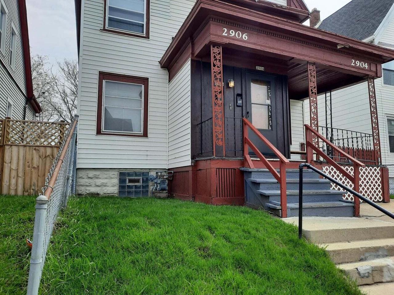 27th St, Milwaukee, WI 53210