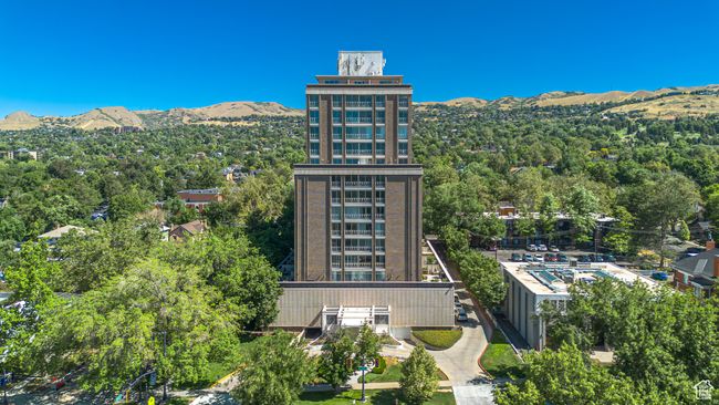 APT-9J - 777 E South Temple, Condo with 2 bedrooms, 2 bathrooms and 3 parking in Salt Lake City UT | Image 20
