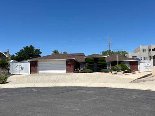 10609 Driftwood Pl Nw, Albuquerque, NM, 87114-5045 | Card Image
