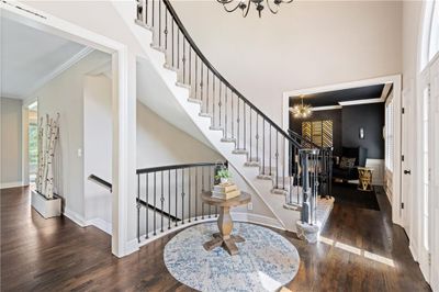 Welcome your guests in your gorgeous entryway. | Image 2