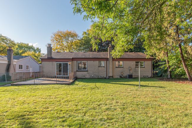 37332 Munger Dr, House other with 3 bedrooms, 2 bathrooms and null parking in Livonia MI | Image 37