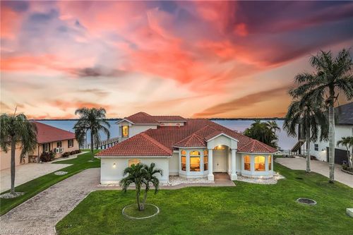 6140 River Shore Ct, North Fort Myers, FL, 33917-8235 | Card Image