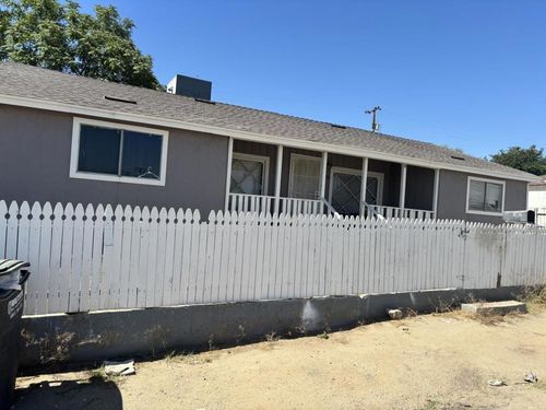 1007 Wood St, Taft, CA, 93268-4328 | Card Image