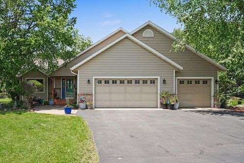 1121 245th St, Dresser, WI, 54009-9060 | Card Image