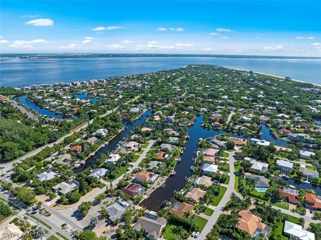 994 Whelk Drive, House other with 3 bedrooms, 2 bathrooms and null parking in Sanibel FL | Image 29