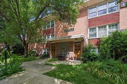 3e-7536 N Ridge Blvd, Chicago, IL, 60645-1952 | Card Image