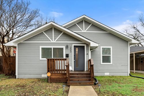 223 S Oak Cliff Blvd, Dallas, TX, 75208-5712 | Card Image